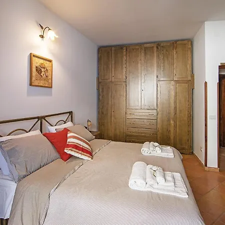 Borgo Di Conca dei Marini