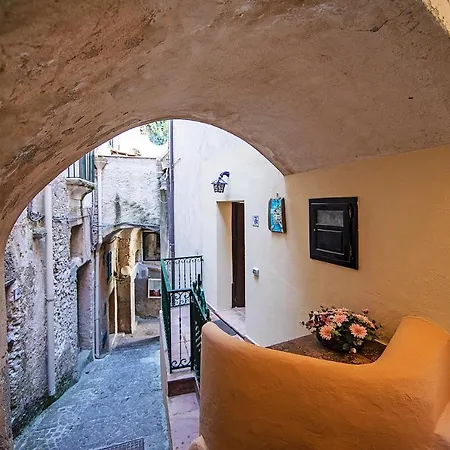 Borgo Di Conca dei Marini