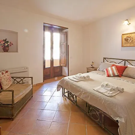 Vakantiehuis Borgo Di Conca dei Marini